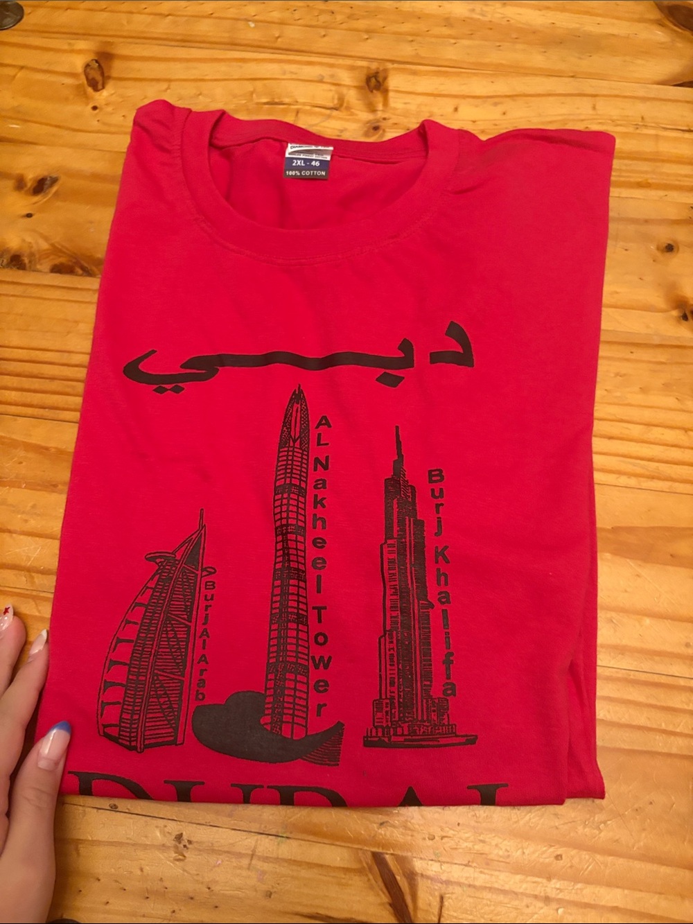 Brand New Men or Women’s Red Dubai Graphic Crew Neck T-Shirt
